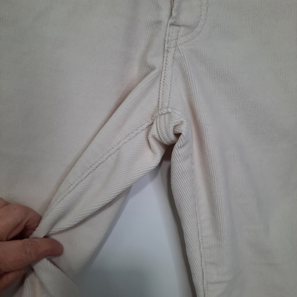 Levi's Cream Boot Cut Pants - Picture 7 of 16